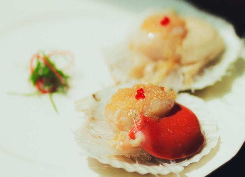 Garlic Butter Scallops with Glass Noodles