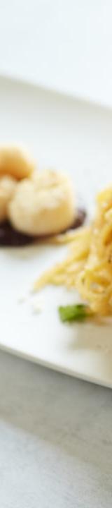 Garlic Butter Scallops & Pasta