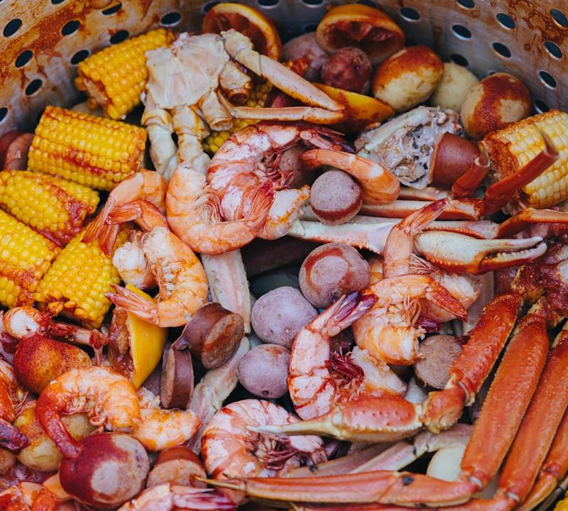 25-Min Garlic Butter Seafood Boil Bag