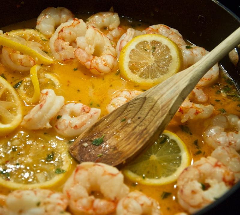Garlic Butter Shrimp Pasta