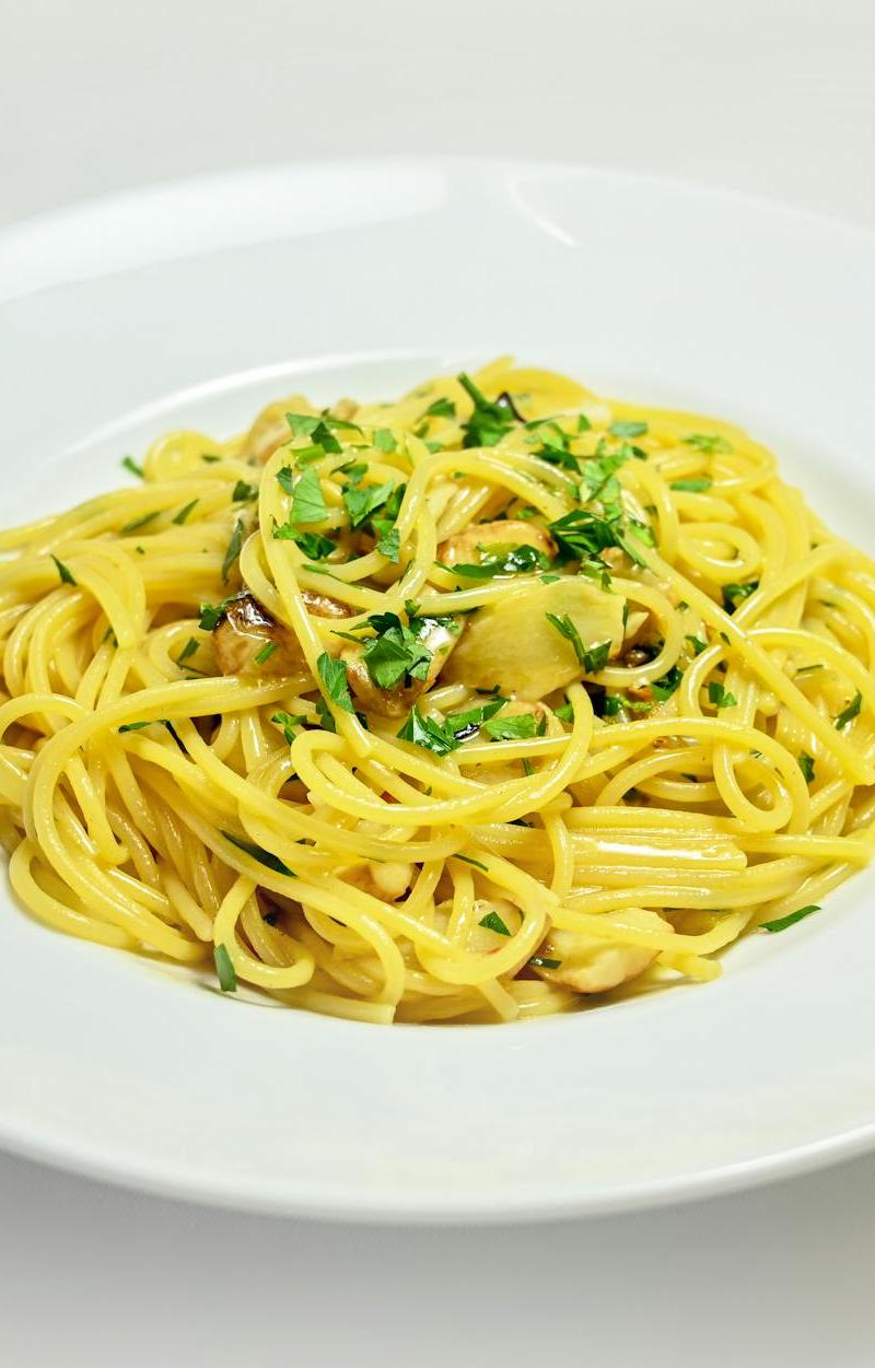 Garlic & Oil Pasta