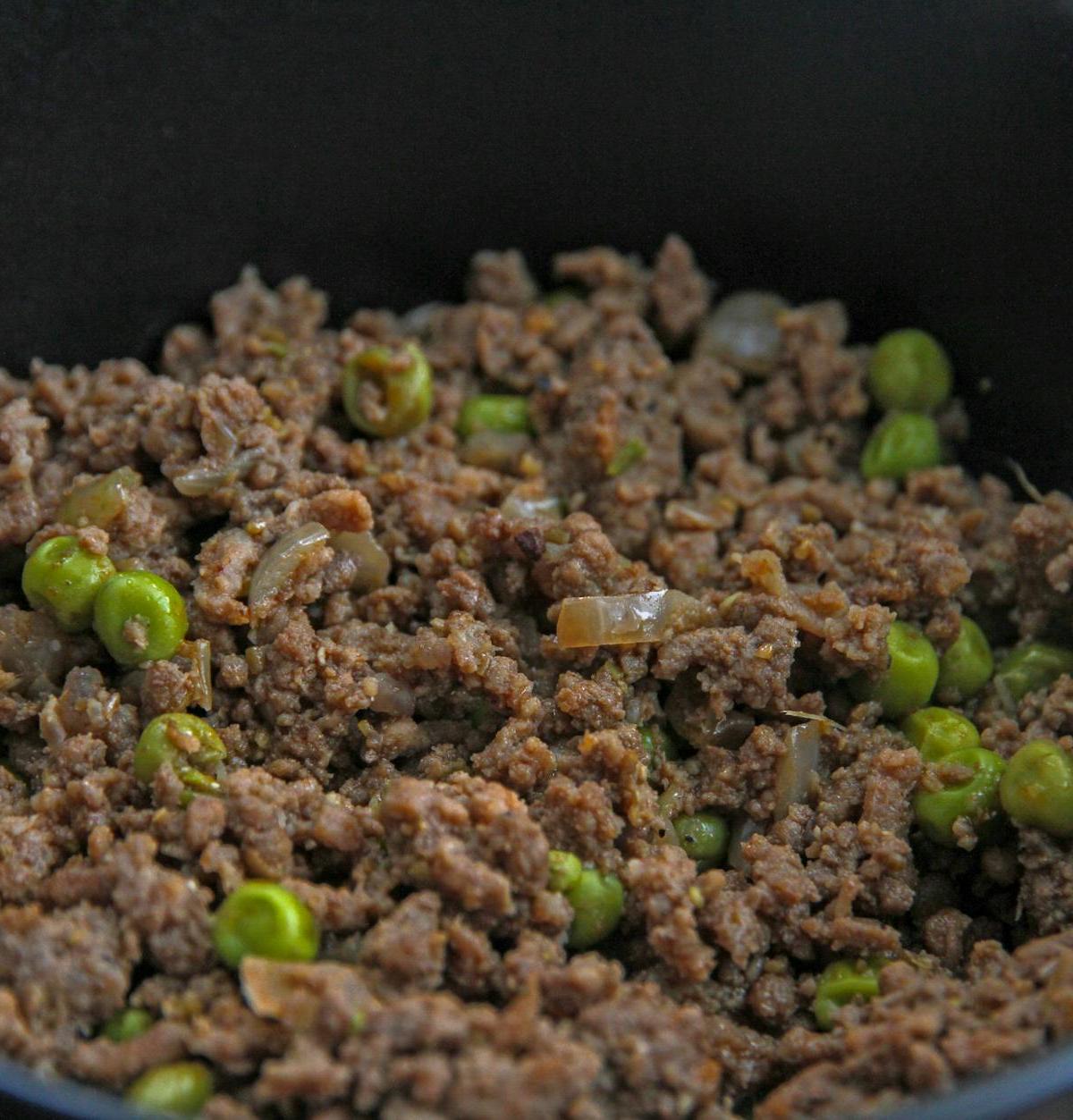 Gheymeh: Persian Lamb & Kidney Bean Stew
