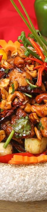 Glossy Cashew Chicken Stir-Fry