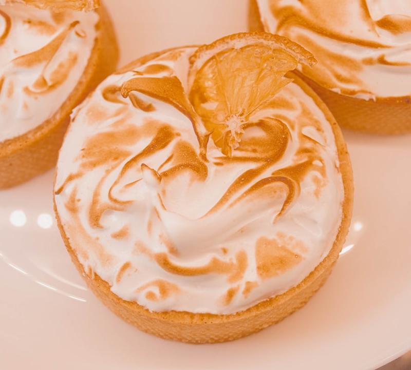 10-Min Glossy Lemon Curd Tart