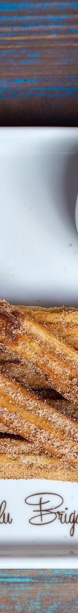 Golden Churros with Chocolate & Dulce de Leche