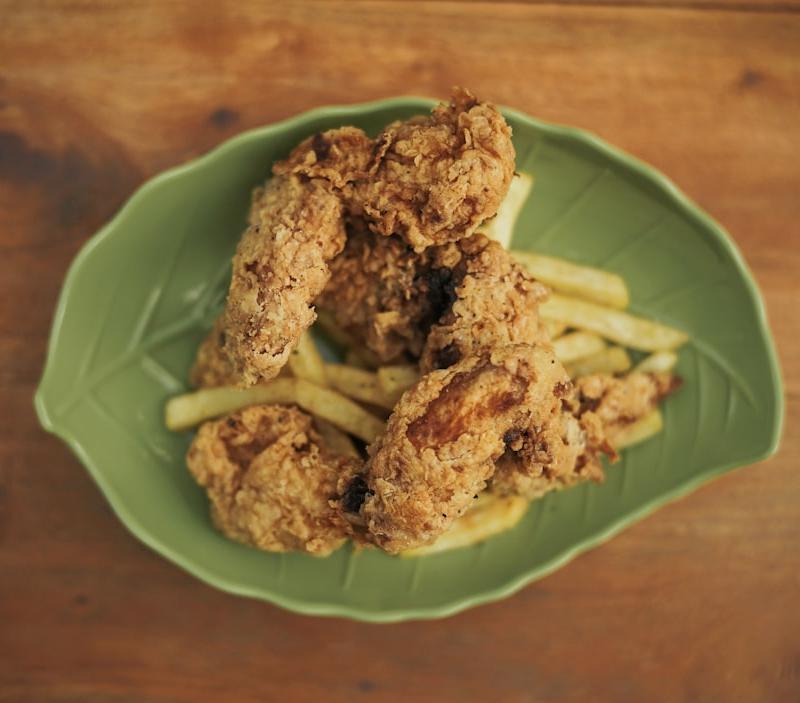 Golden Pritong Manok & Fries