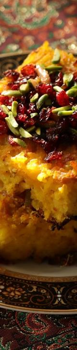 Golden Saffron Chicken Tahchin