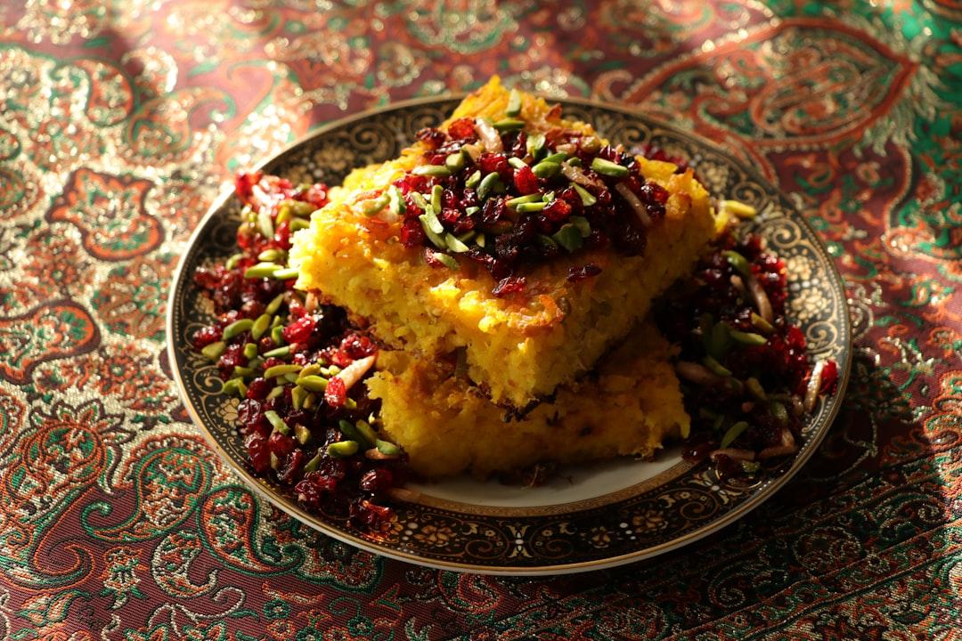 Golden Saffron Chicken Tahchin