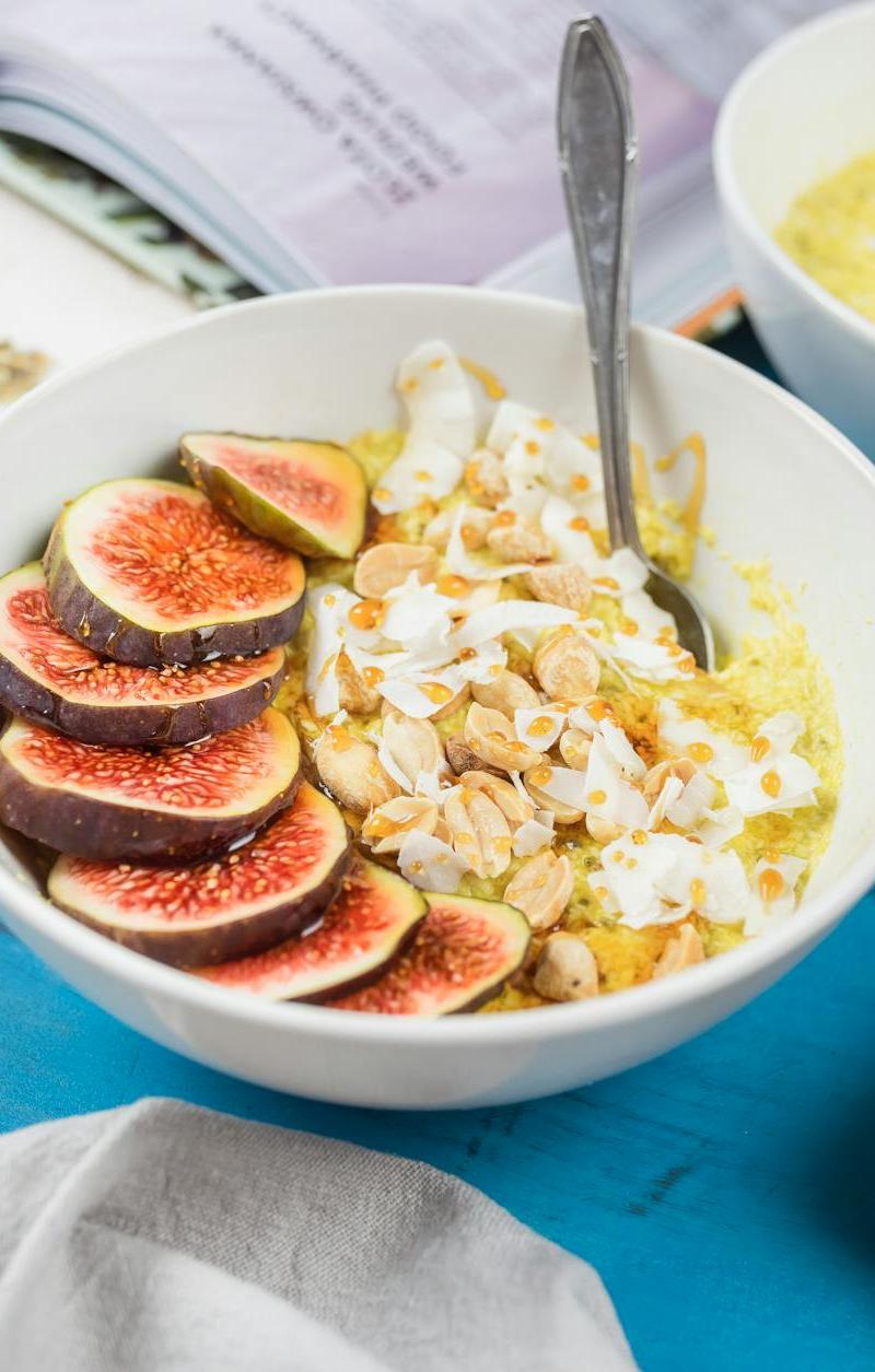 Golden Turmeric Oatmeal