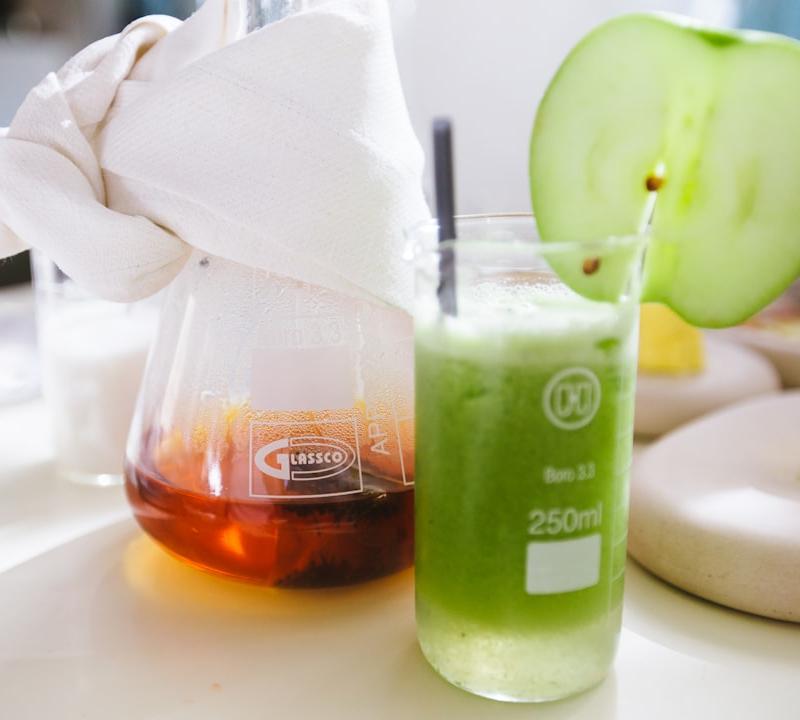 Green Apple Celery Juice With Pineapple