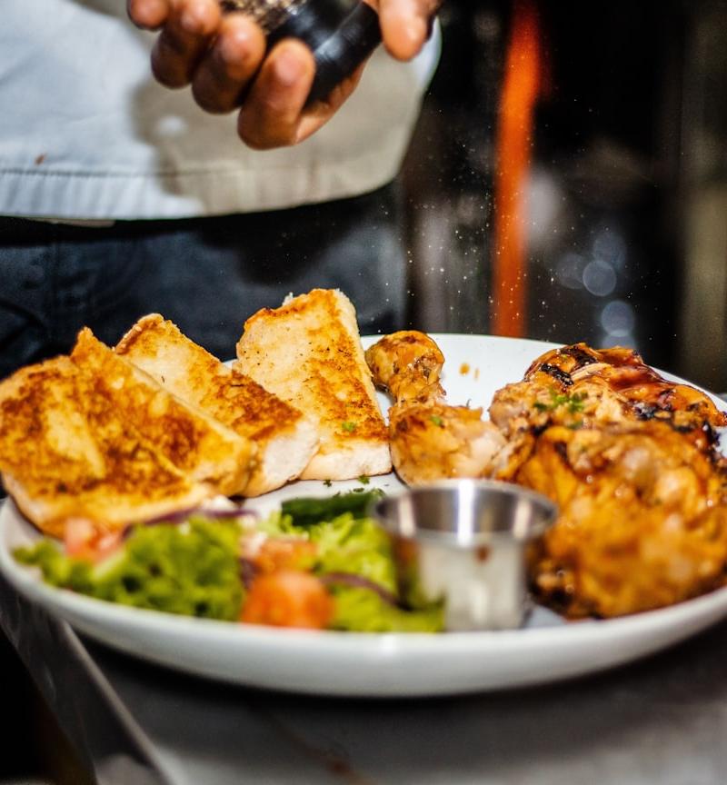 Grilled Garlic Chicken with Bread & Salad
