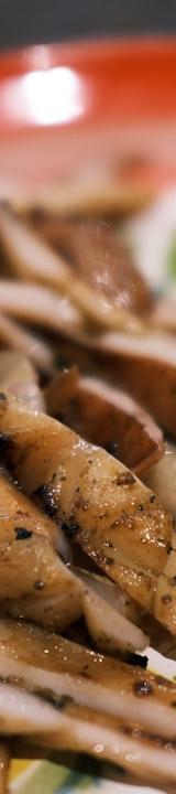 15-Min Grilled Lemongrass Chicken with Cucumber