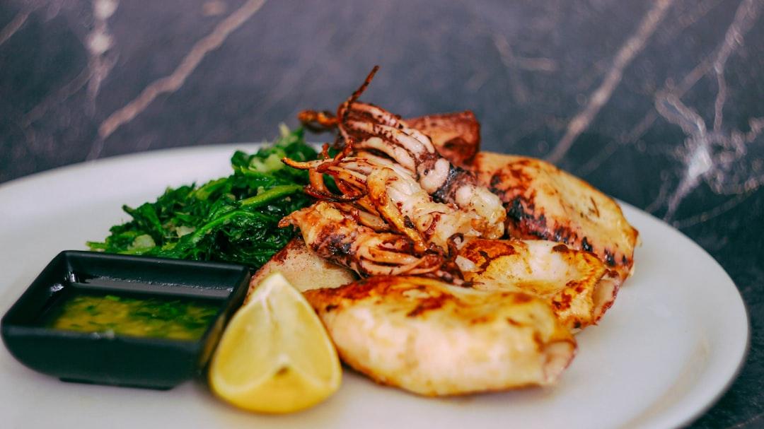Grilled Lobster Tail with Garlic Butter