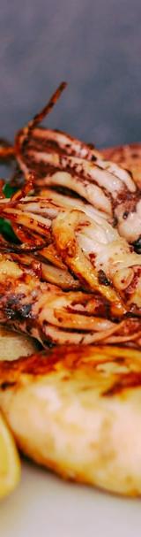 Grilled Lobster Tail with Garlic Butter