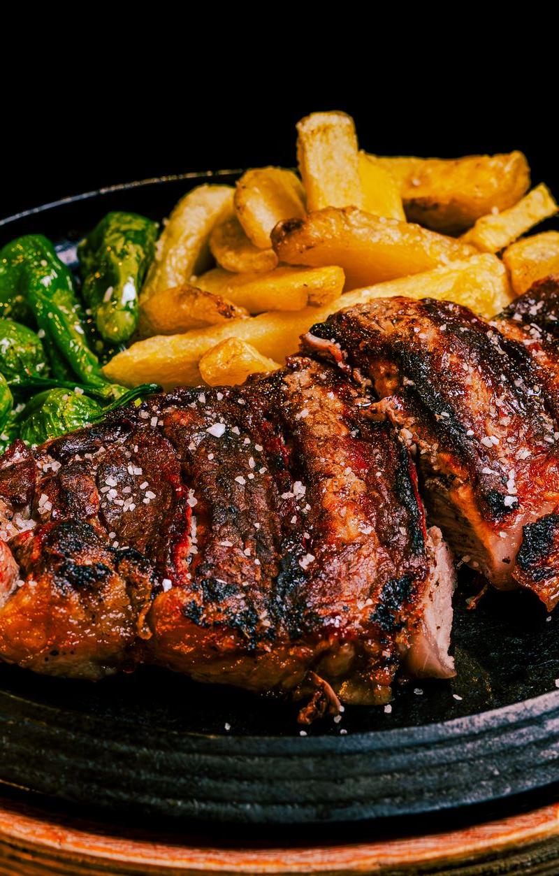 Grilled Secreto Ibérico with Fries & Peppers