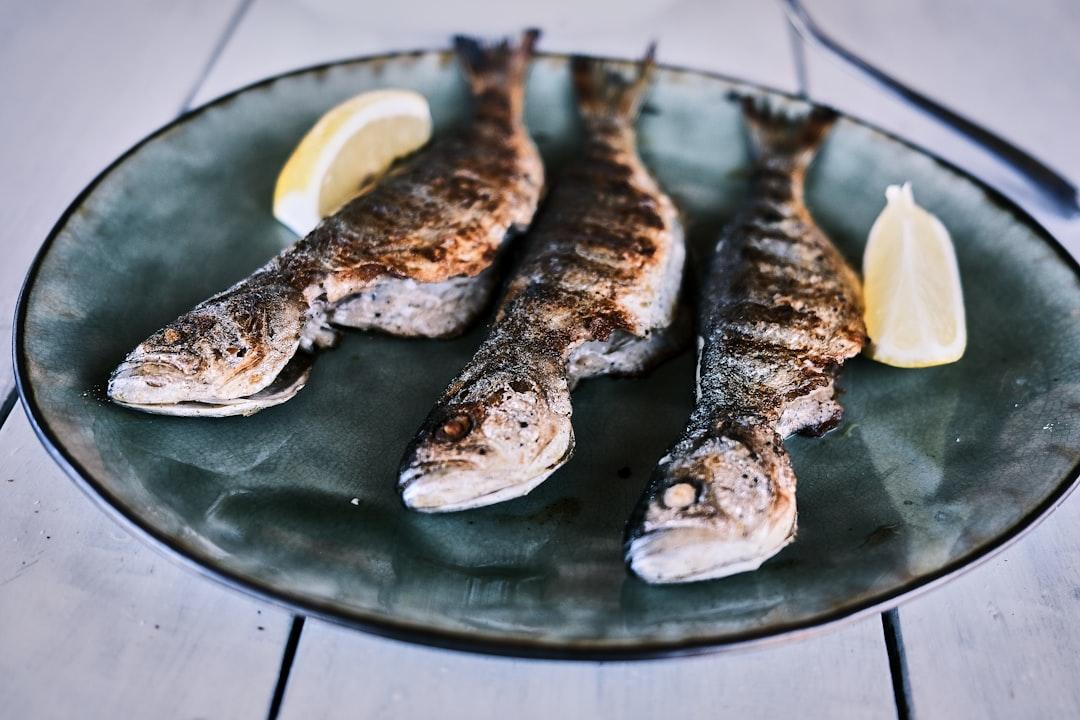 Grilled Tsipoura with Lemon & Oregano