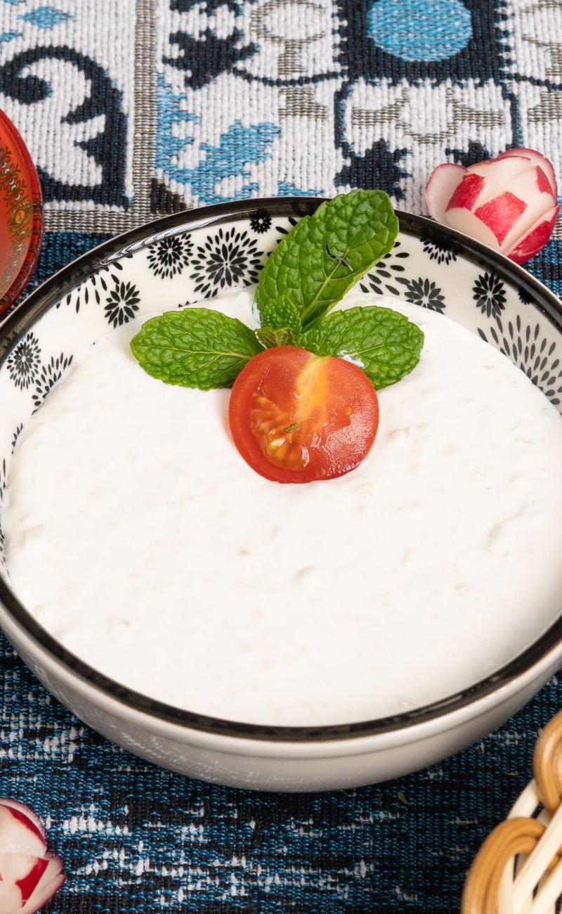 Haydari Dip with Flatbread & Radishes