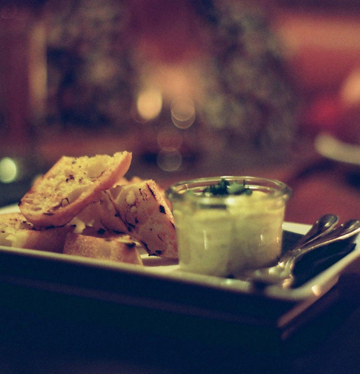 Herby Yogurt Dip With Crispy Bread
