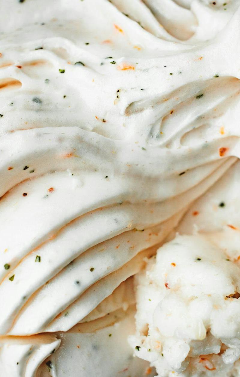 Herby Yogurt Dip (Haydari)