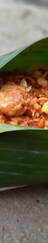 Indonesian Banana Leaf Steamed Fish