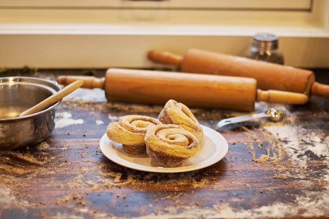 Jachnun (Israeli Vegetable Roll)