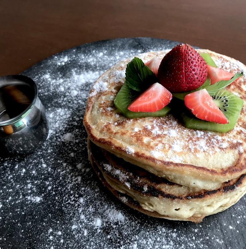 Jiggly Soufflé Pancakes with Berries