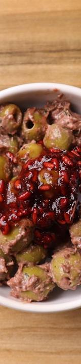 Kafta Bil Karaz (Lamb Meatballs with Cherry Sauce)