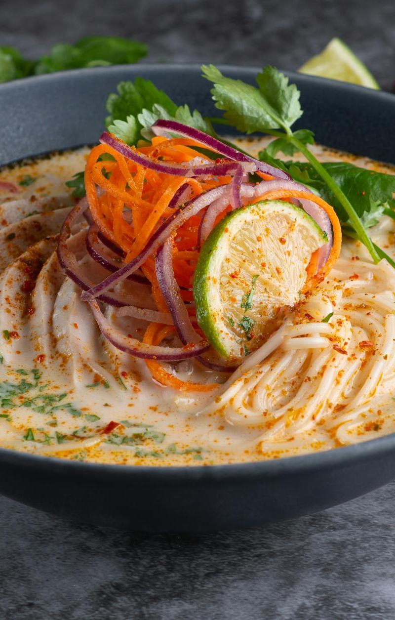 20-Min Khao Soi Shrimp with Crispy Noodles