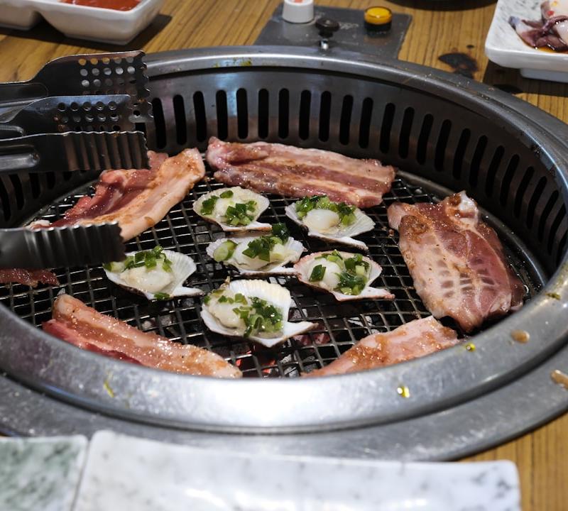 Korean Grilled Beef & Seafood Samgyeop