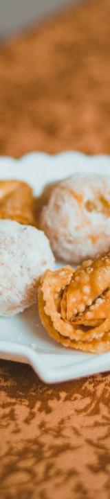 Kozhukattai (Indian Steamed Rice Cake)
