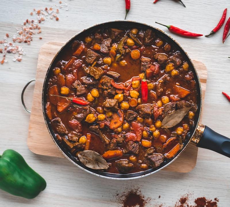 25-Minute Lamb & Vegetable Güveç