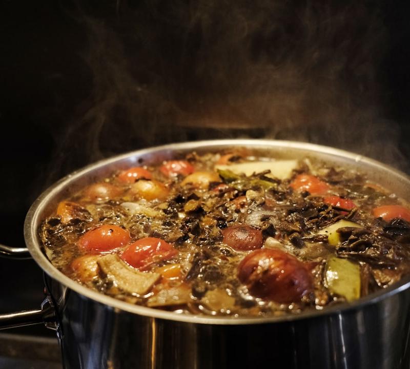 20-Min Lamb & Vegetable Güveç