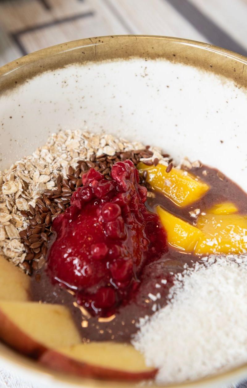 Layered Acai Bowl with Crunchy Toppings
