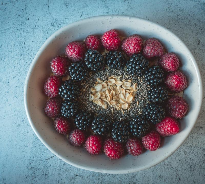 Layered Berry Chia Overnight Oats