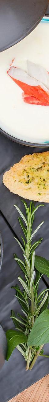 Lemon Chicken Soup with Crispy Bread