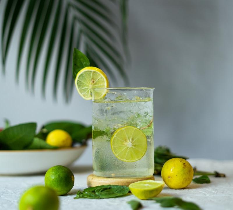 5-Min Lemon Ginger Detox Cooler