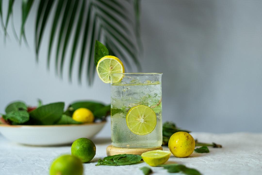 5-Min Lemon Ginger Detox Cooler