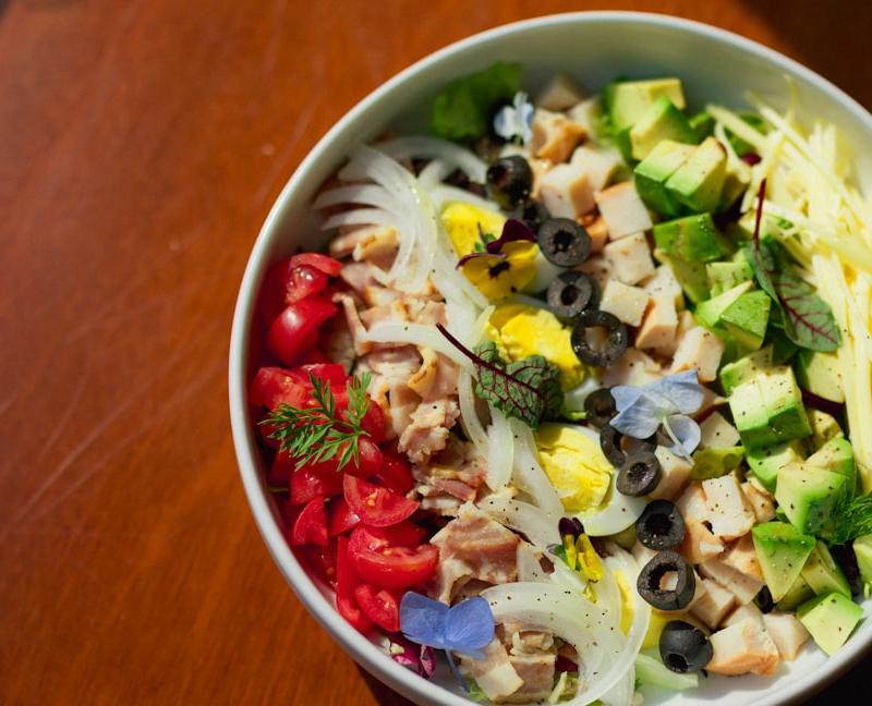 Lemon Herb Chicken Quinoa Bowl
