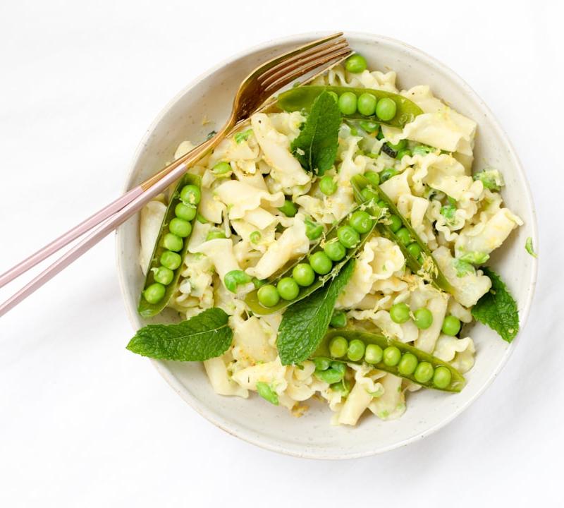 Lemon Herb Pasta Salad