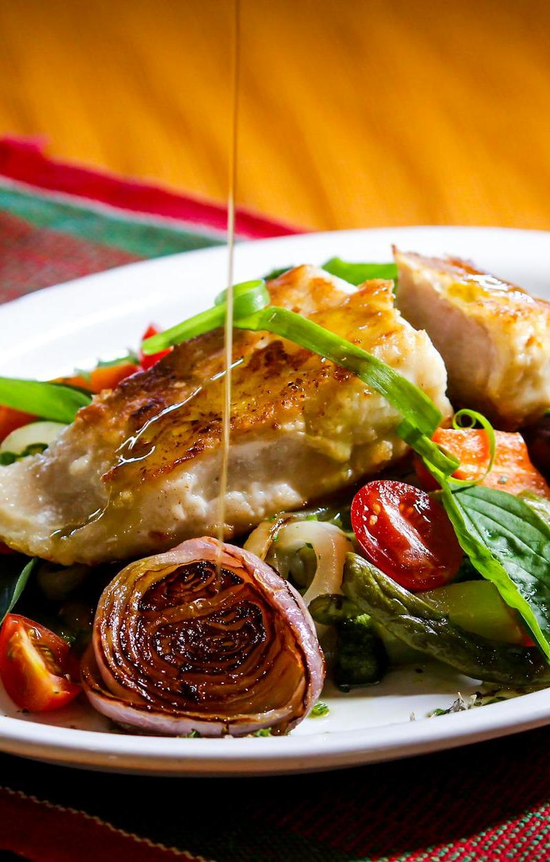 Lemon-Onion Fish Yassa