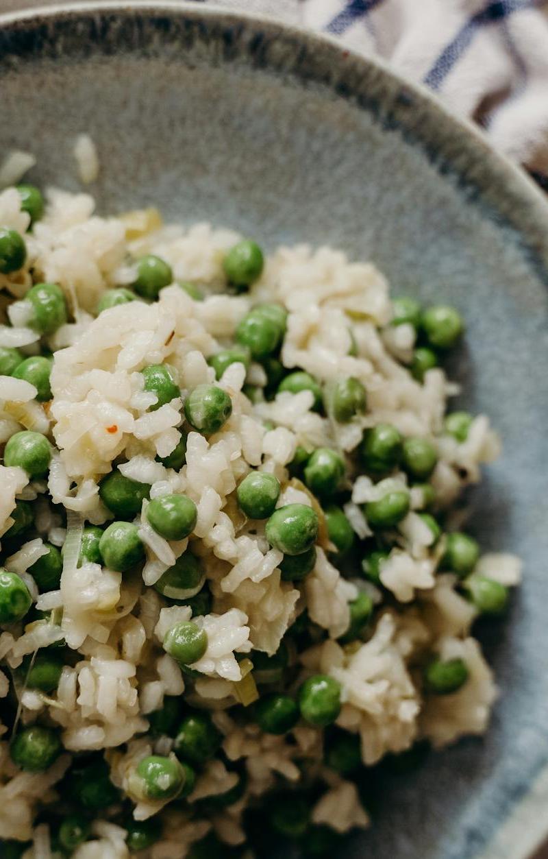 Lemon Rice with Peas & Peanuts