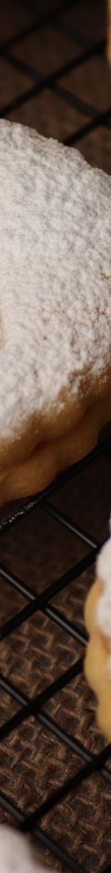 Linzer Cookies