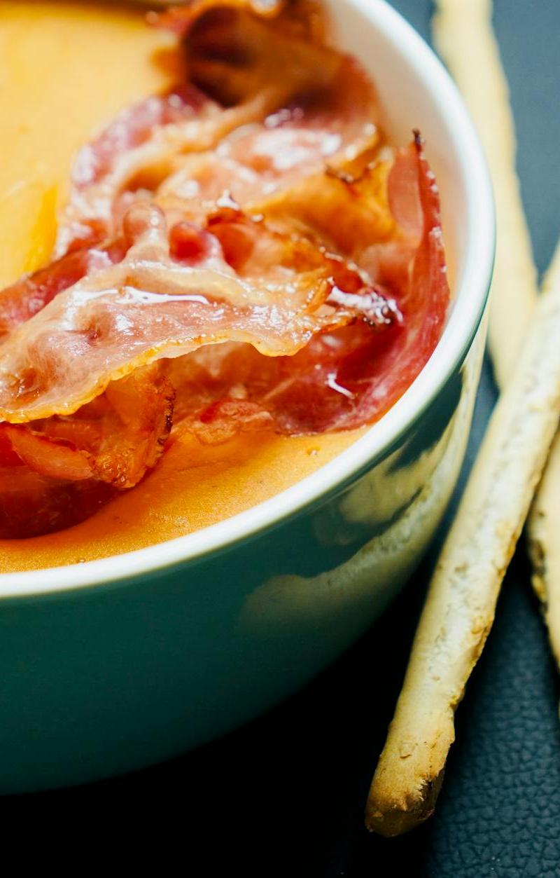 Loaded Potato & Bacon Soup