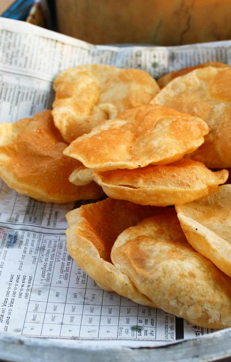Luchi with Aloor Dum
