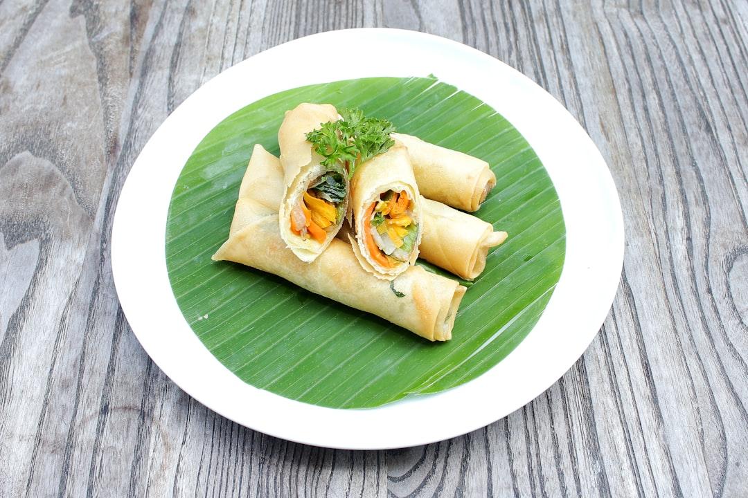 Lumpiang Sariwa (Fresh Spring Rolls)