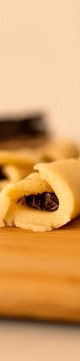Maamoul (Lebanese Date Cookies)
