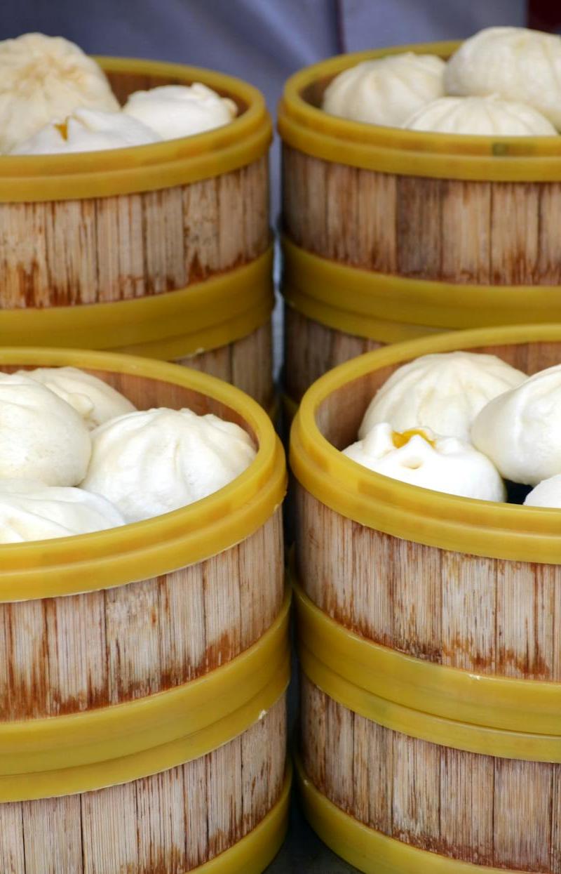 25-Min Manapua — Steamed Pork Buns