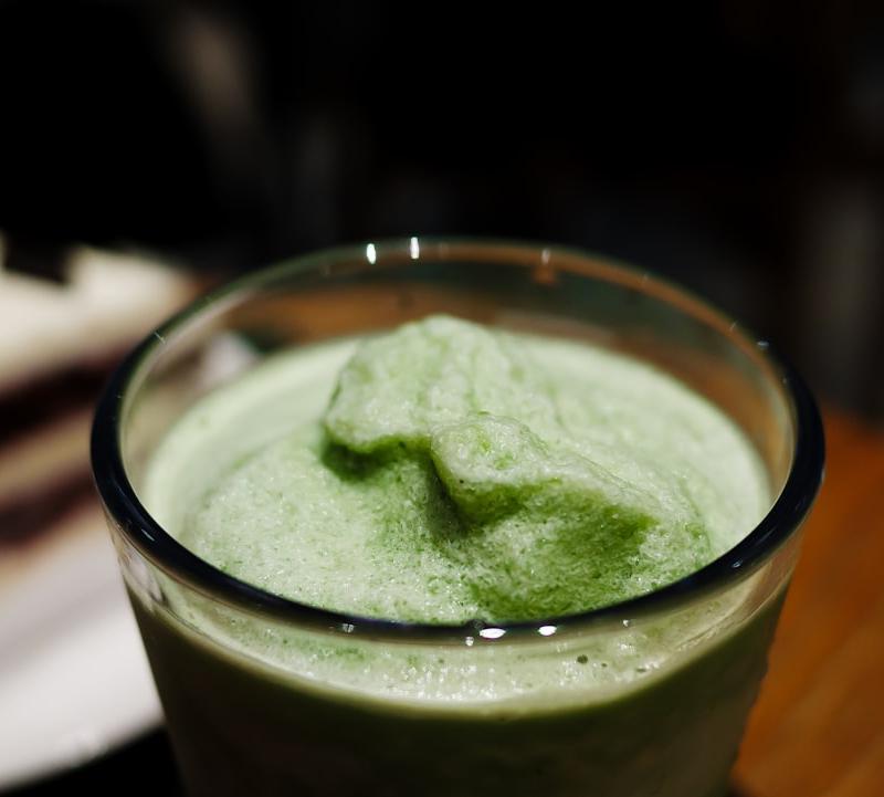 Matcha Banana Smoothie