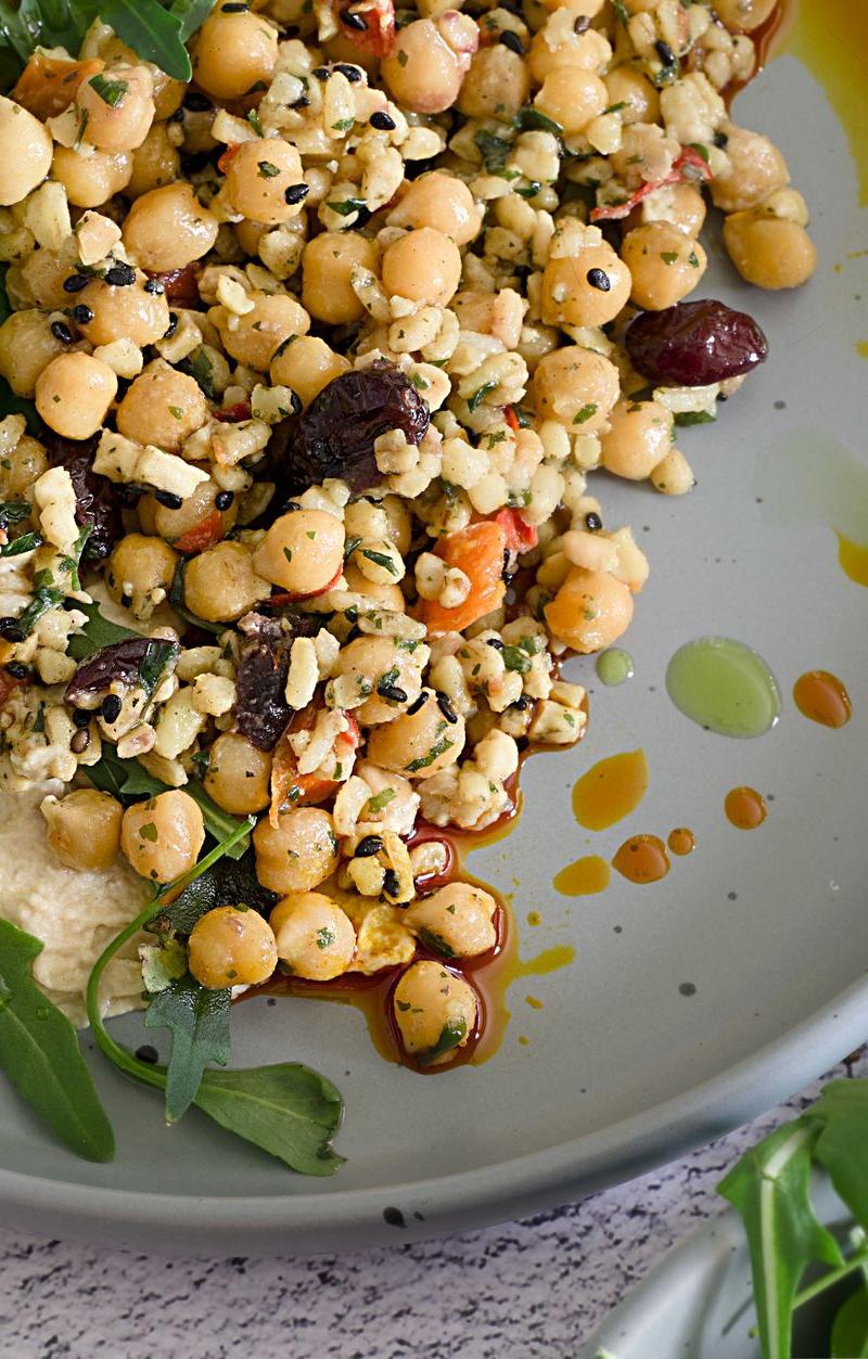 Mediterranean Chickpea Salad