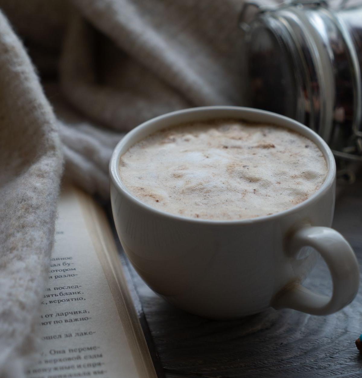 5-Min Mexican Hot Chocolate & Gingerbread
